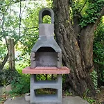 Quiet, Green, Relaxing Place - 1 Bedroom * Balatonfured