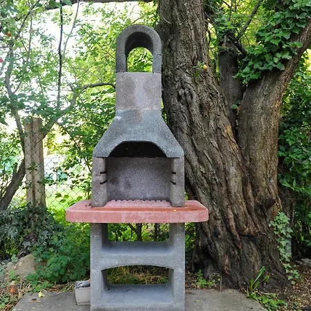 Quiet, Green, Relaxing Place - 1 Bedroom * Балатонфюред