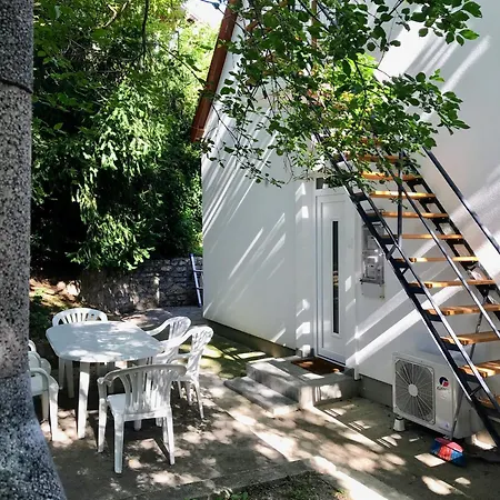 Quiet, Green, Relaxing Place - 1 Bedroom Apartment Balatonfured
