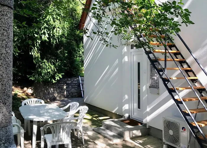 Quiet, Green, Relaxing Place - 1 Bedroom Apartment Balatonfured