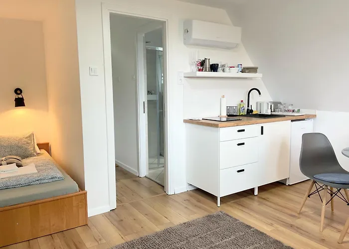 Quiet, Green, Relaxing Place - 1 Bedroom بالاتونفوريد